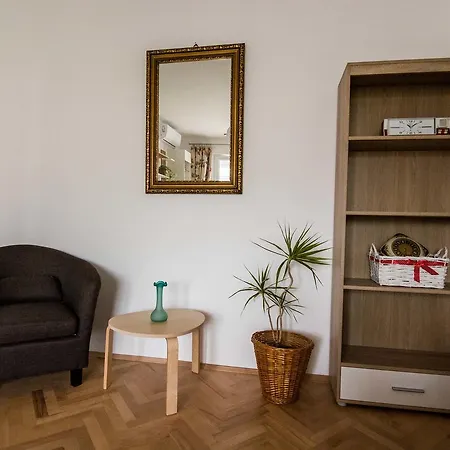 Lujerului Apartament *